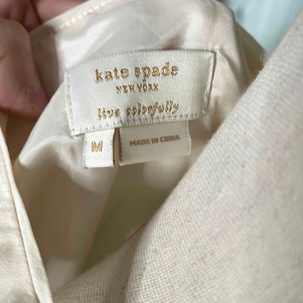 Beautiful Kate Spade 100% Silk Top - Picture 11 of 11